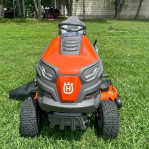 Alternative view of Husqvarna TS 148XK 48″ Lawns Tractors 24HP KOH (Scratch and Dent)
