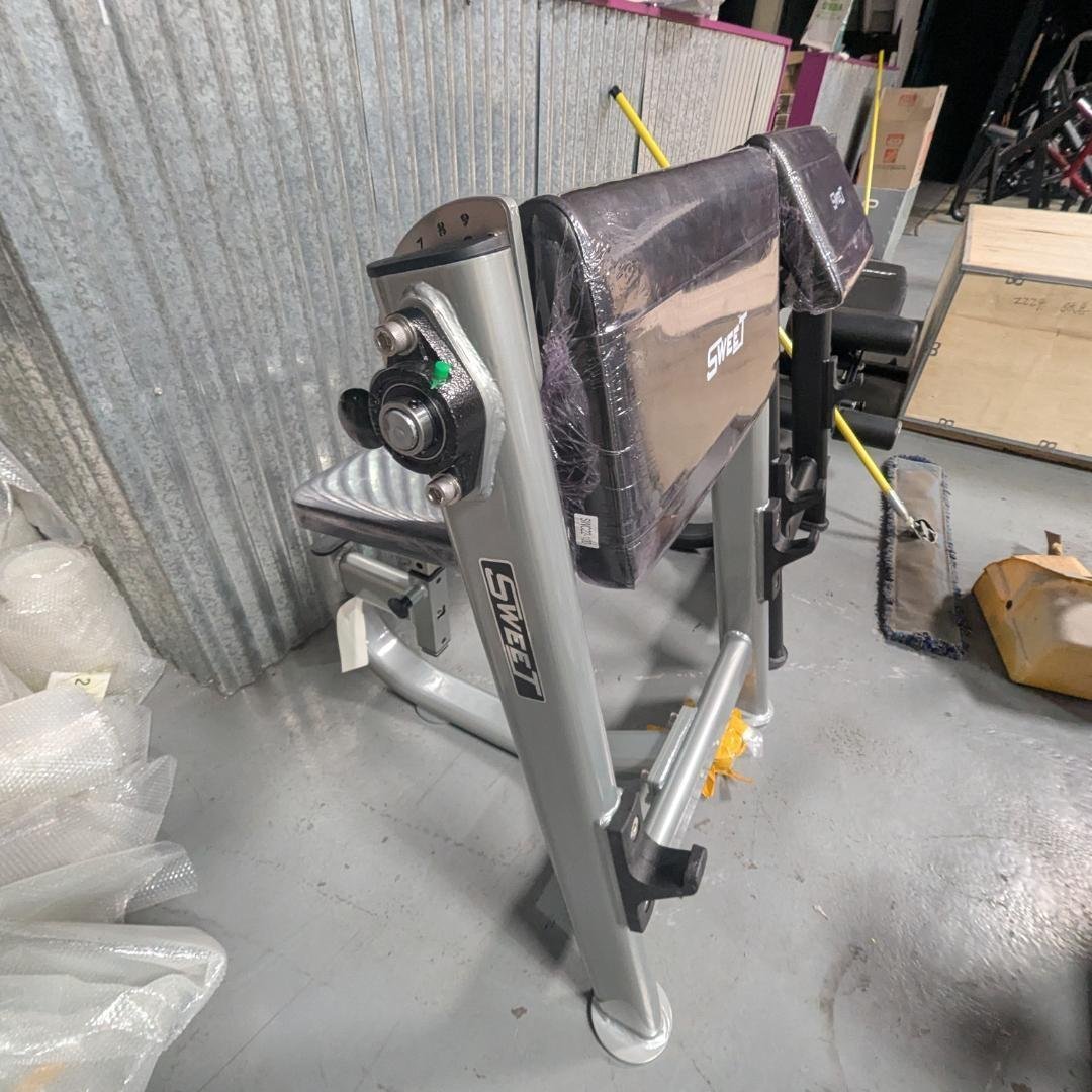 Alternative view of Sweet Preacher Curl Bench