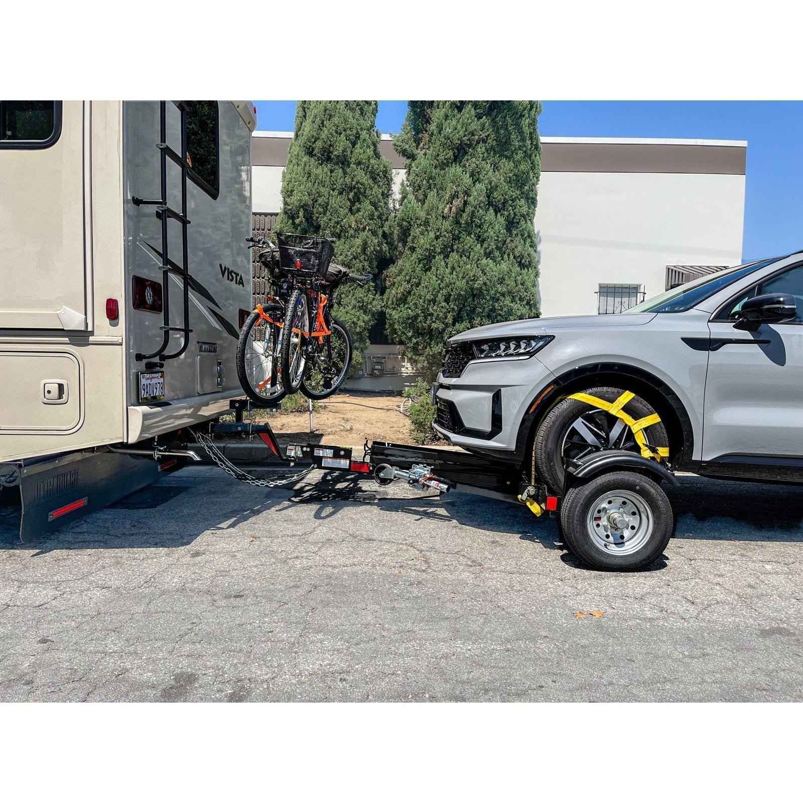 Alternative view of Stand Up Tow Dolly With Surge Disc Brakes